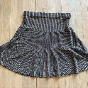 NIC+ZOE Charcoal Ribbed Flare Skirt